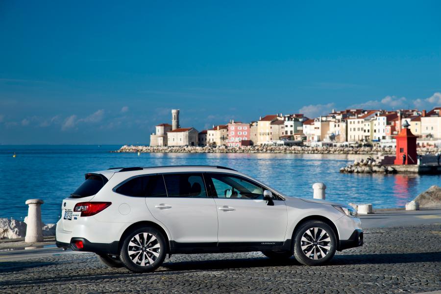  Subaru Outback 2.0D 2015 года  (фото 3 из 30)